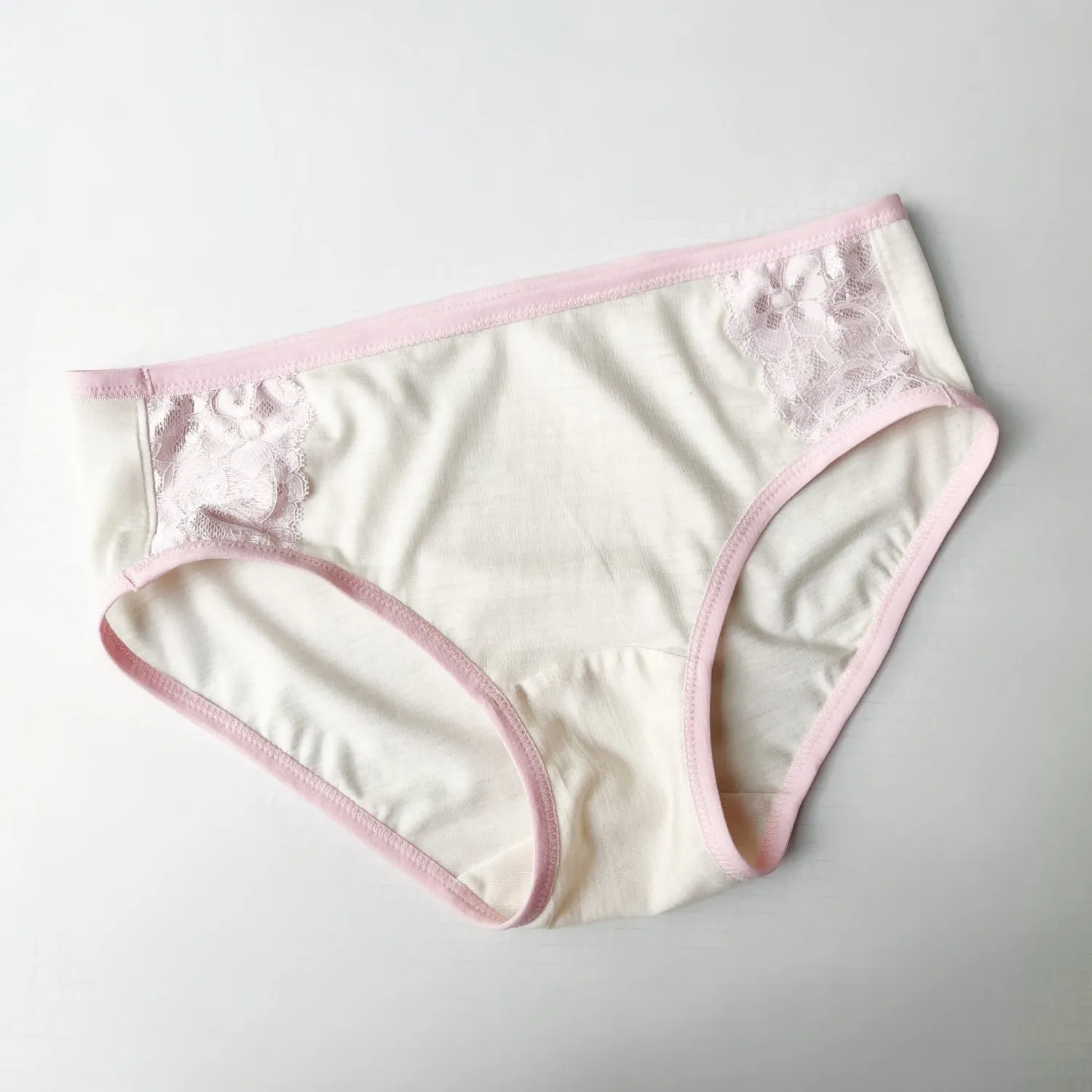 Merino wool and lace women's hipster brief